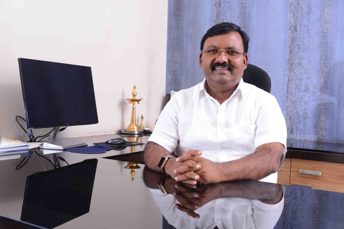 Sri S. R. Patil, Secretary